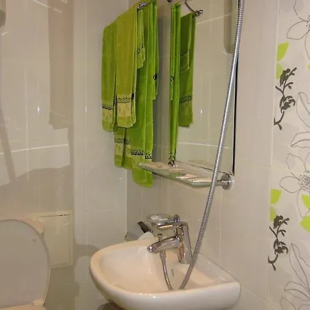 Hotel семеен лъки *