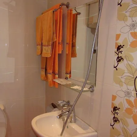 Hotel семеен лъки